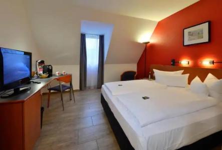 Michel Heppenheim - 4