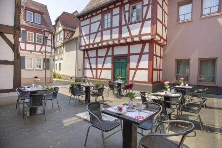 Michel Heppenheim - 24