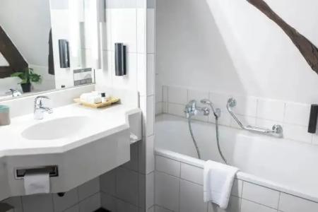 Michel Heppenheim - 61