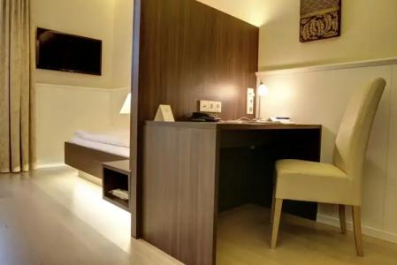 The Heidelberg Exzellenz - 1