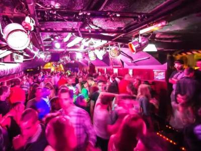 Full Moon Budapest - 19