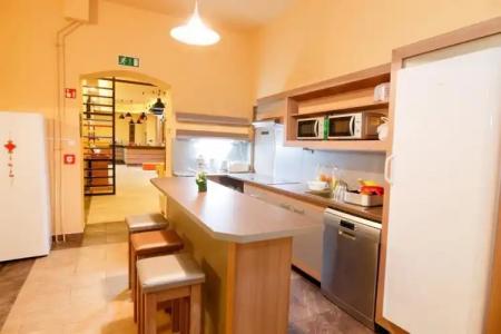 Full Moon Budapest - 31