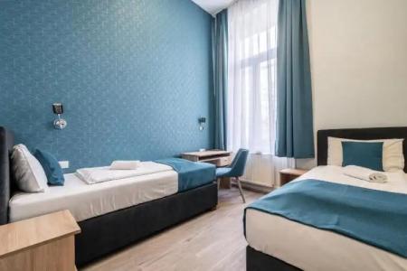 Full Moon Budapest - 57