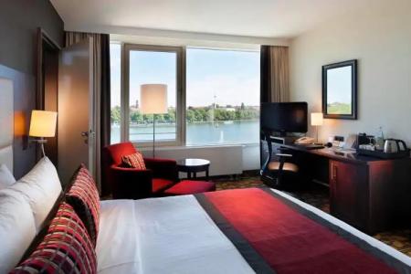 Courtyard by Marriott Hannover Maschsee - 37