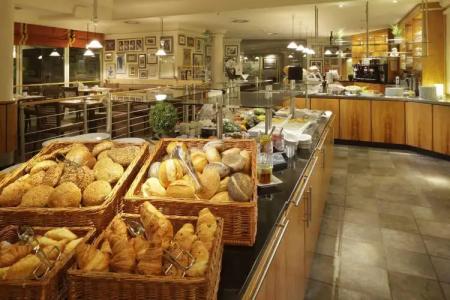 Courtyard by Marriott Hannover Maschsee - 13