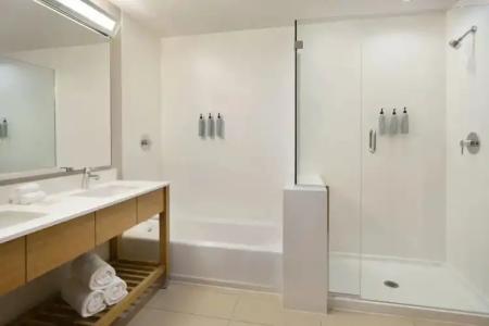 Courtyard by Marriott Los Angeles L.A. LIVE - 81