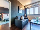 1 Bedroom Suite with park view