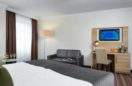 Leonardo Hamburg Stillhorn - 98