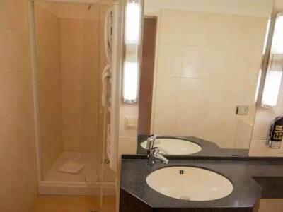 Lumen am Hauptbahnhof - 8