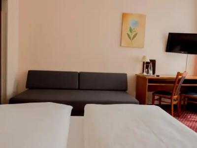 Lumen am Hauptbahnhof - 4