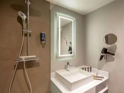 Novotel Hamburg City Alster - 54