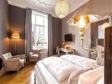 Deluxe room with lake view