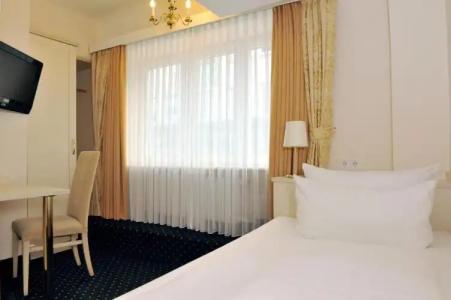 Fürst Bismarck - 25