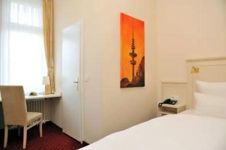 Fürst Bismarck - 32