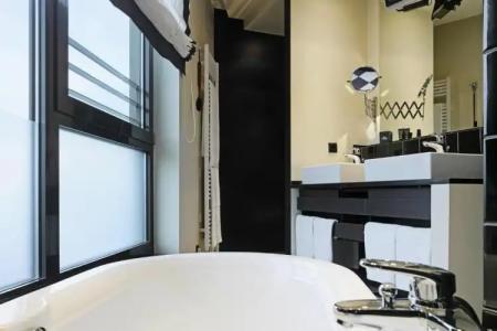 The George Hamburg - 6