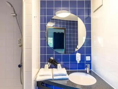 B&B Hamburg-Altona - 9