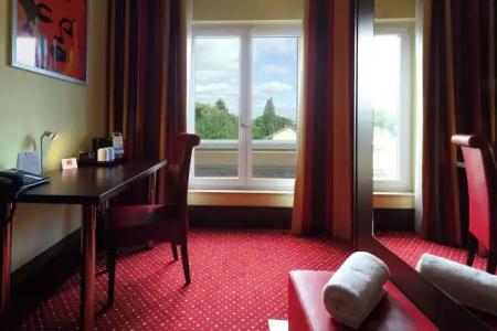 Best Western Plaza Hamburg - 43