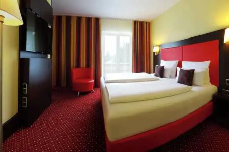 Best Western Plaza Hamburg - 42