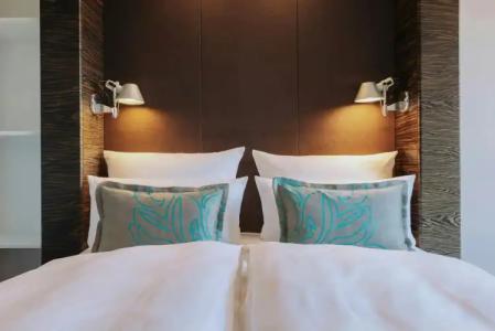 Motel One Hamburg-Alster - 18