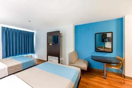 Motel 6-Laredo, TX - Airport - 79