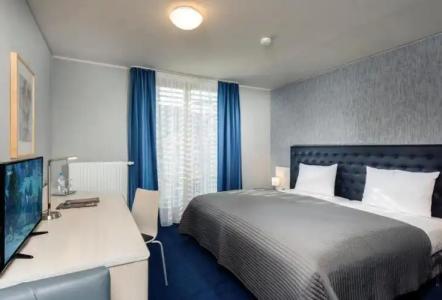 Ambassador-Berlin Grünau - 24