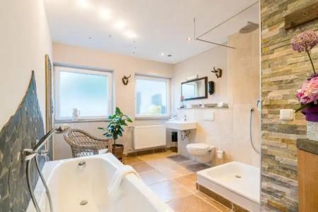 Zur Schönen Aussicht garni - 120