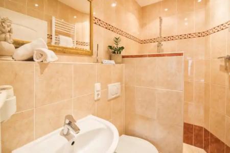 Zur Schönen Aussicht garni - 102