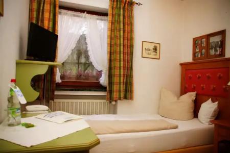 & Gasthof Fraundorfer - 3