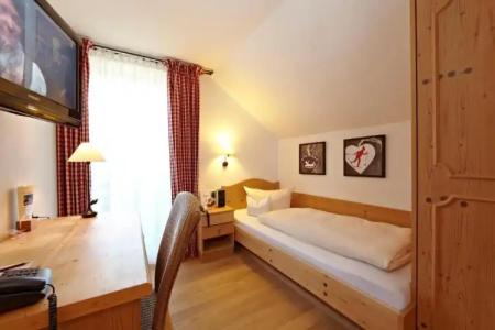 Staudacherhof in Garmisch-Partenkirchen I Blick aufs Zugspitzmassiv I einzigartige Bayurvida Küche - 34