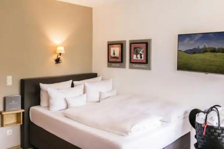 Staudacherhof in Garmisch-Partenkirchen I Blick aufs Zugspitzmassiv I einzigartige Bayurvida Küche - 21