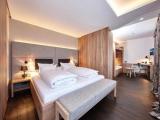 Suite with mountain view