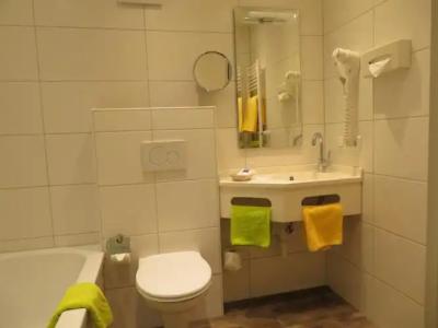 Hilleprandt - Adults Only - 27