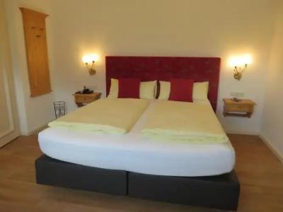 Hilleprandt - Adults Only - 30