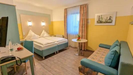 Ambient am Europakanal - 124