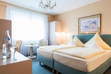 Ambient am Europakanal - 140