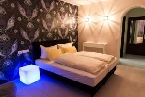 Hotel Hellers Twenty Four I -24h-Check-In-, Friedrichshafen