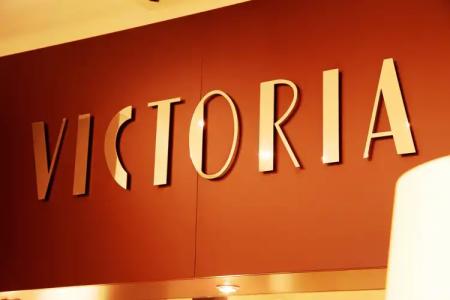 Victoria - 17
