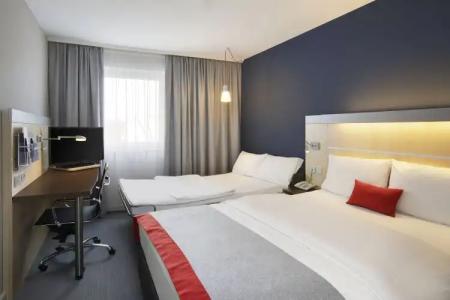 Holiday Inn Express Frankfurt Messe, an IHG - 101