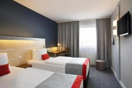 Holiday Inn Express Frankfurt Messe, an IHG - 112