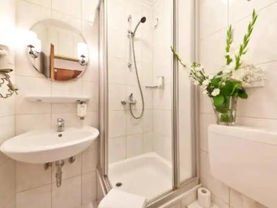 Primus Frankfurt Sachsenhausen - 51