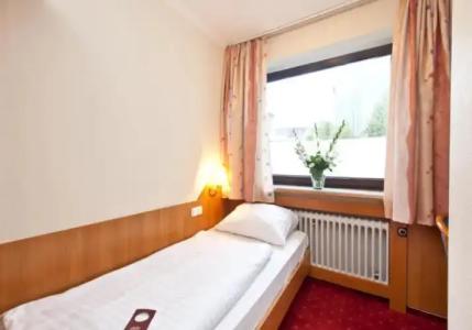 Primus Frankfurt Sachsenhausen - 48