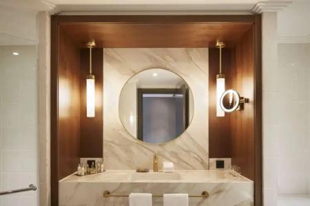 Hilton Frankfurt City Centre - 9