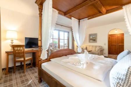 Blaue Gams ***S - 154