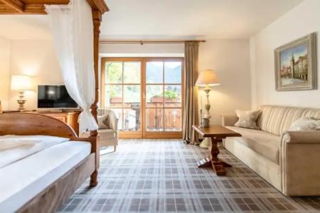 Blaue Gams ***S - 152