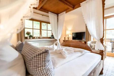 Blaue Gams ***S - 150