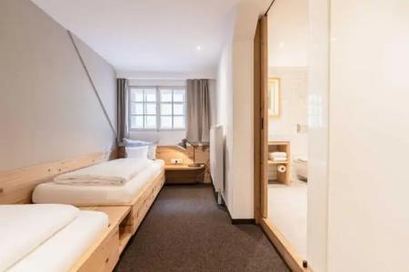 Blaue Gams ***S - 129