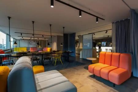 a&o Düsseldorf Hauptbahnhof - 29