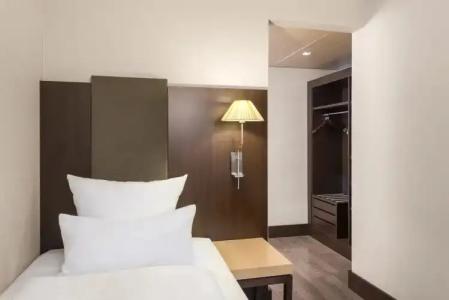 NH Düsseldorf Königsallee - 21