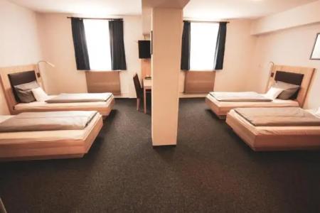 Am Vogelsanger Weg - 35