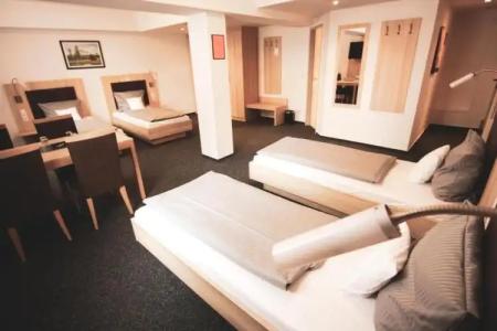 Am Vogelsanger Weg - 31